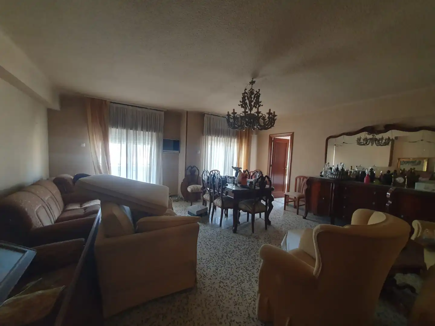 Living room of Flat for sale in Guadix  with Furnished and Balcony