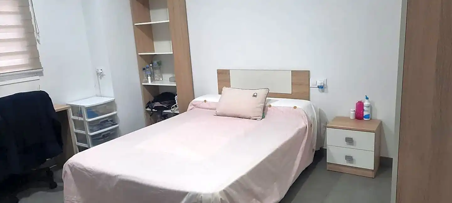 Habitació a Prolongación Del Doctor Navarro, Alfara del Patriarca