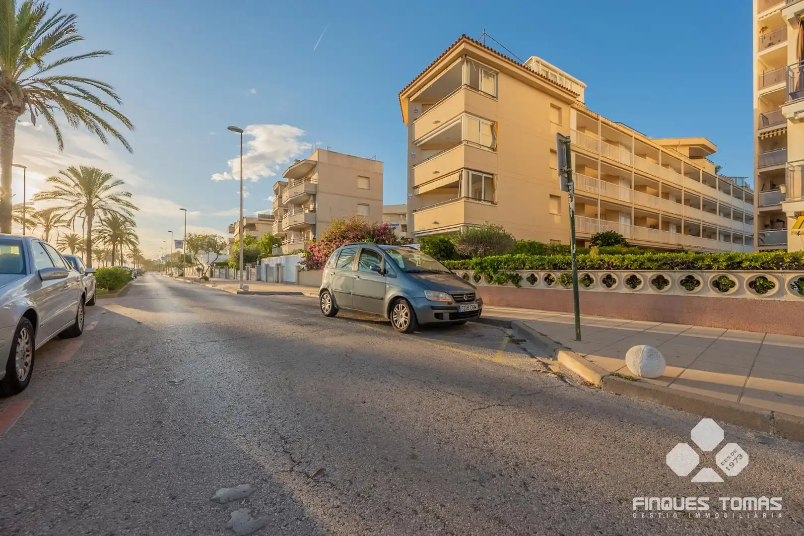 Vista exterior de Piso en venta en Cunit con Aire acondicionado, Terraza y Amueblado