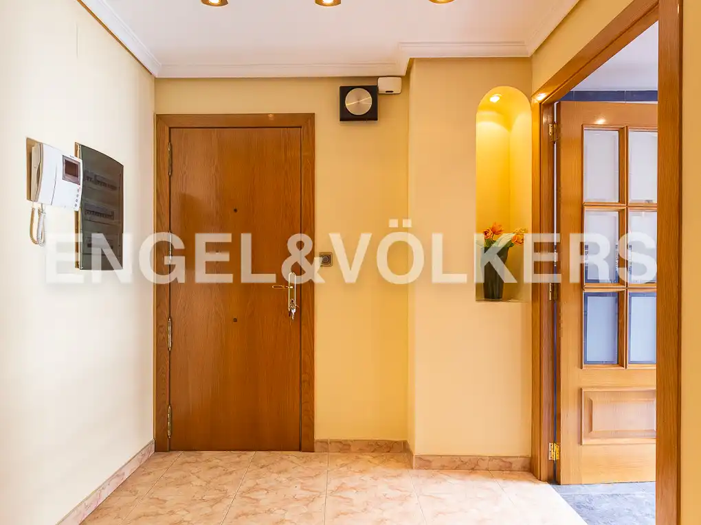 Flat for rent in Sant Pau