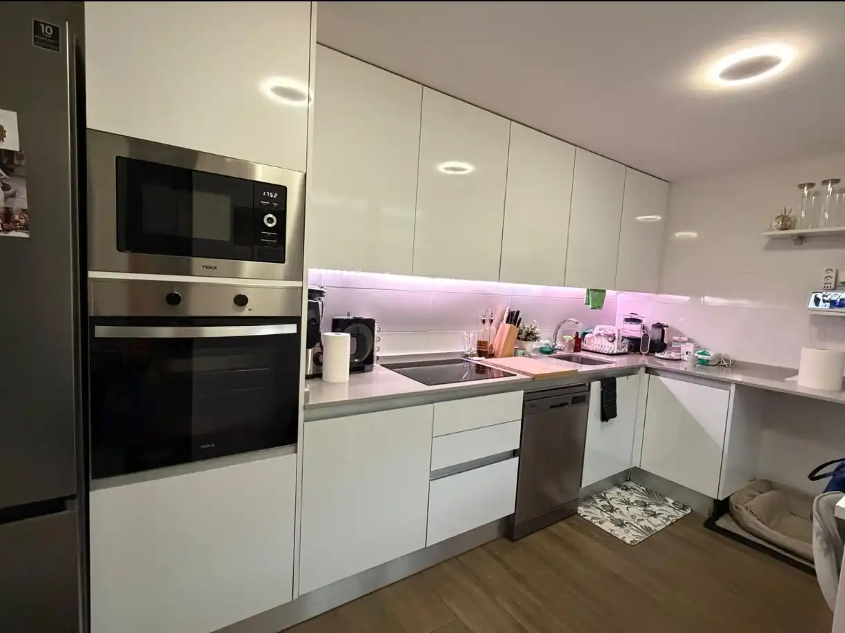 Kitchen of Ground floor for sale in Madrid  with Air Conditioner, Heating and Private garden