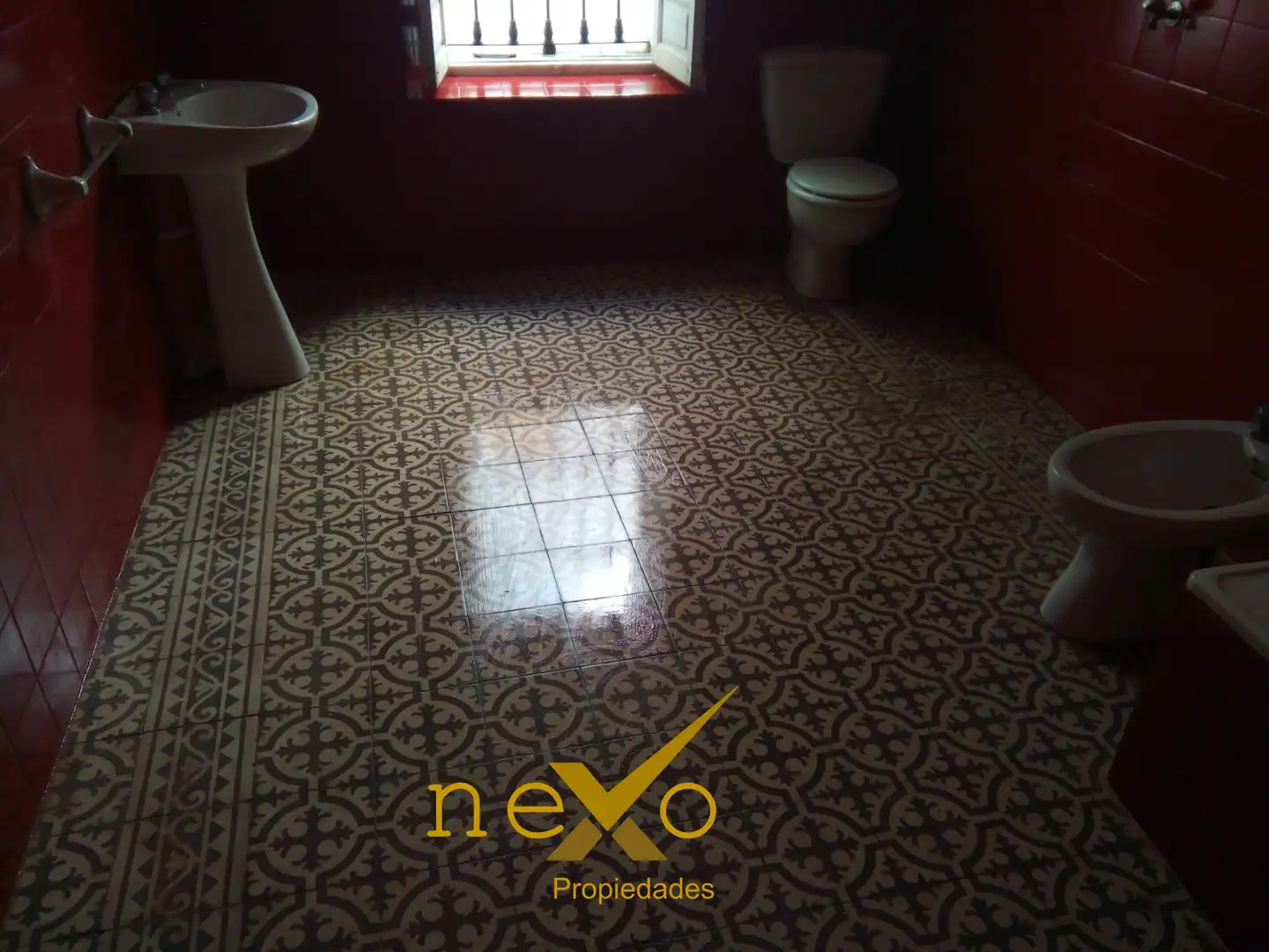 Baño de Casa o chalet en venta en Carmona con Jardín privado, Piscina y Balcón