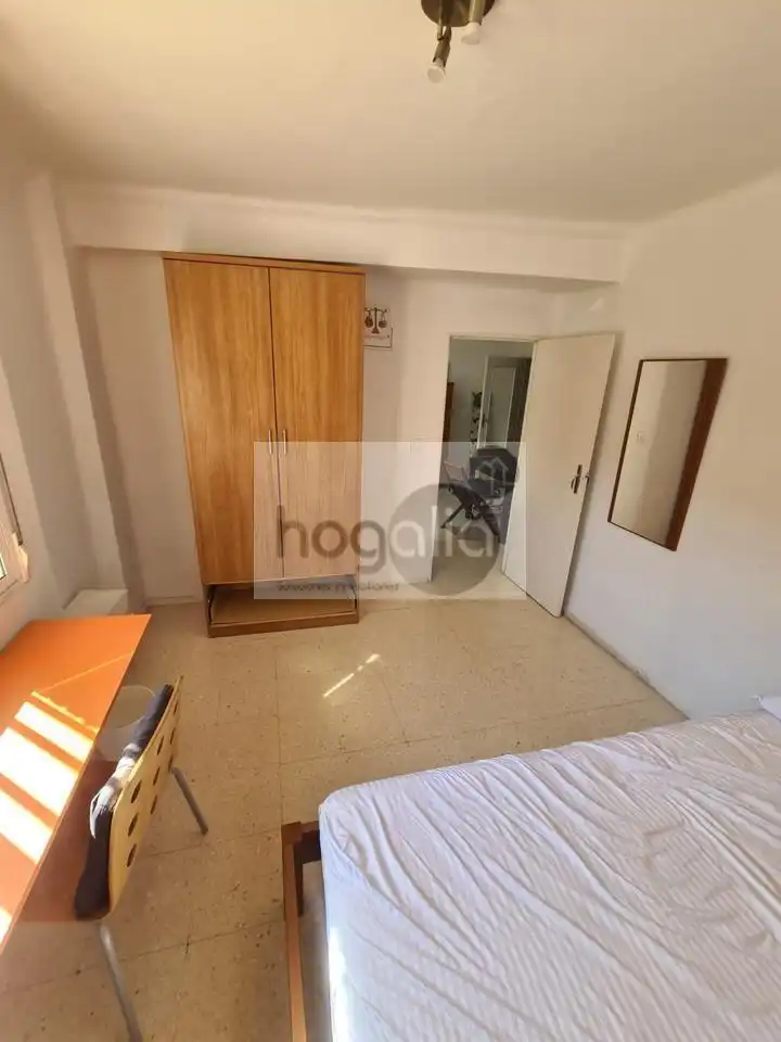 Habitación en El Plantinar – Avda. La Paz - El Juncal
