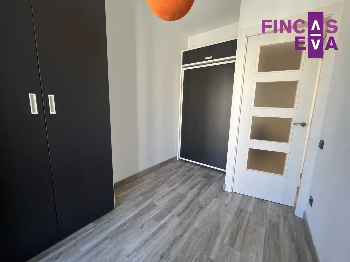 Habitación de Piso en venta en Barcelona con Calefacción, Parquet y Balcón