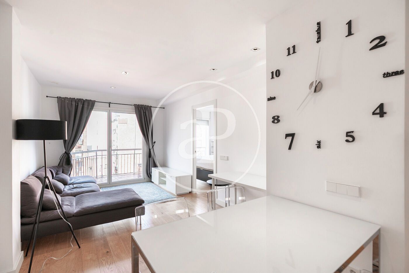 Exterior view of Flat for sale in  Barcelona Capital  with Air Conditioner, Heating and Terrace