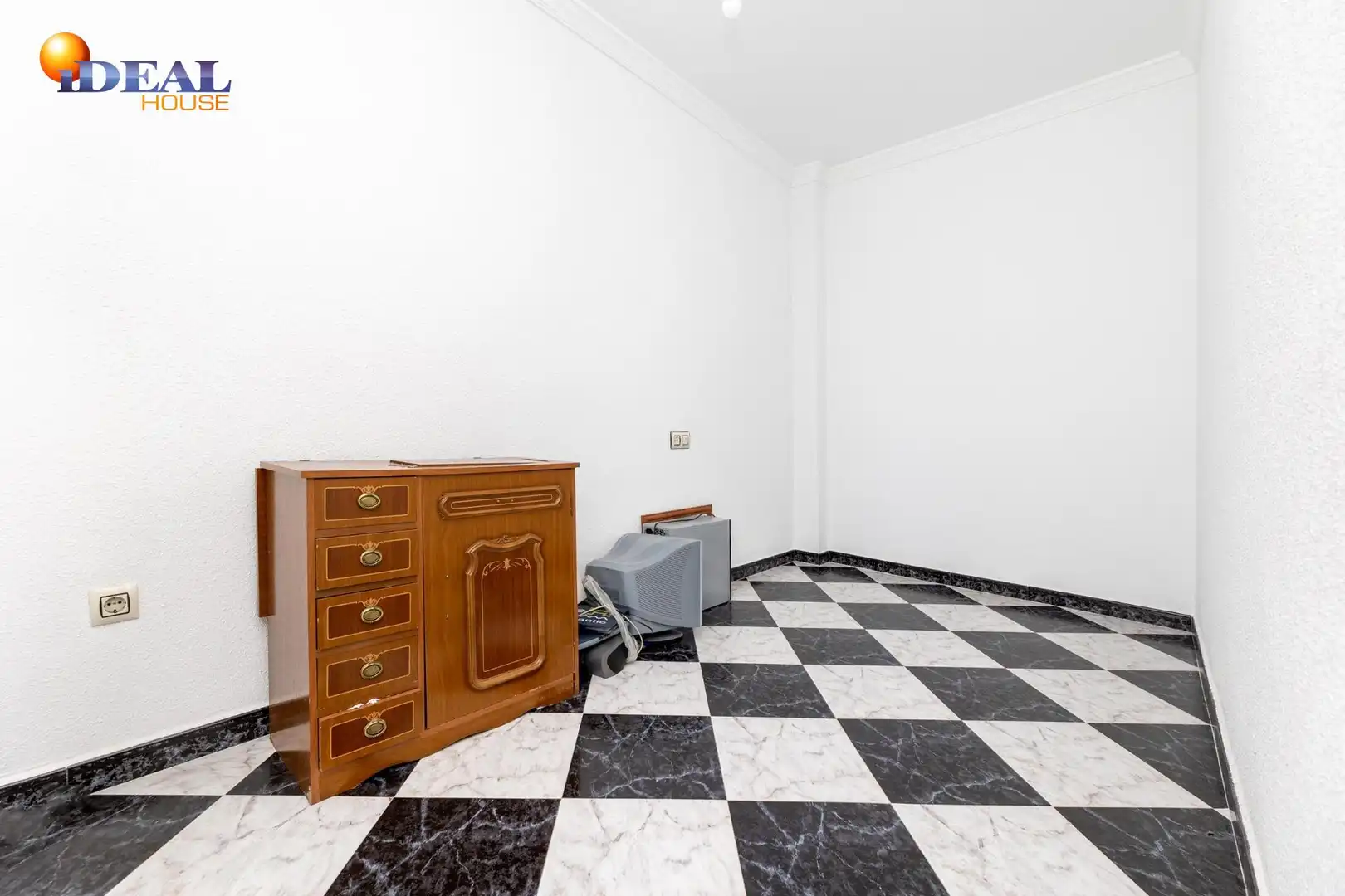 Flat for sale in Calle Cervantes, Algarinejo