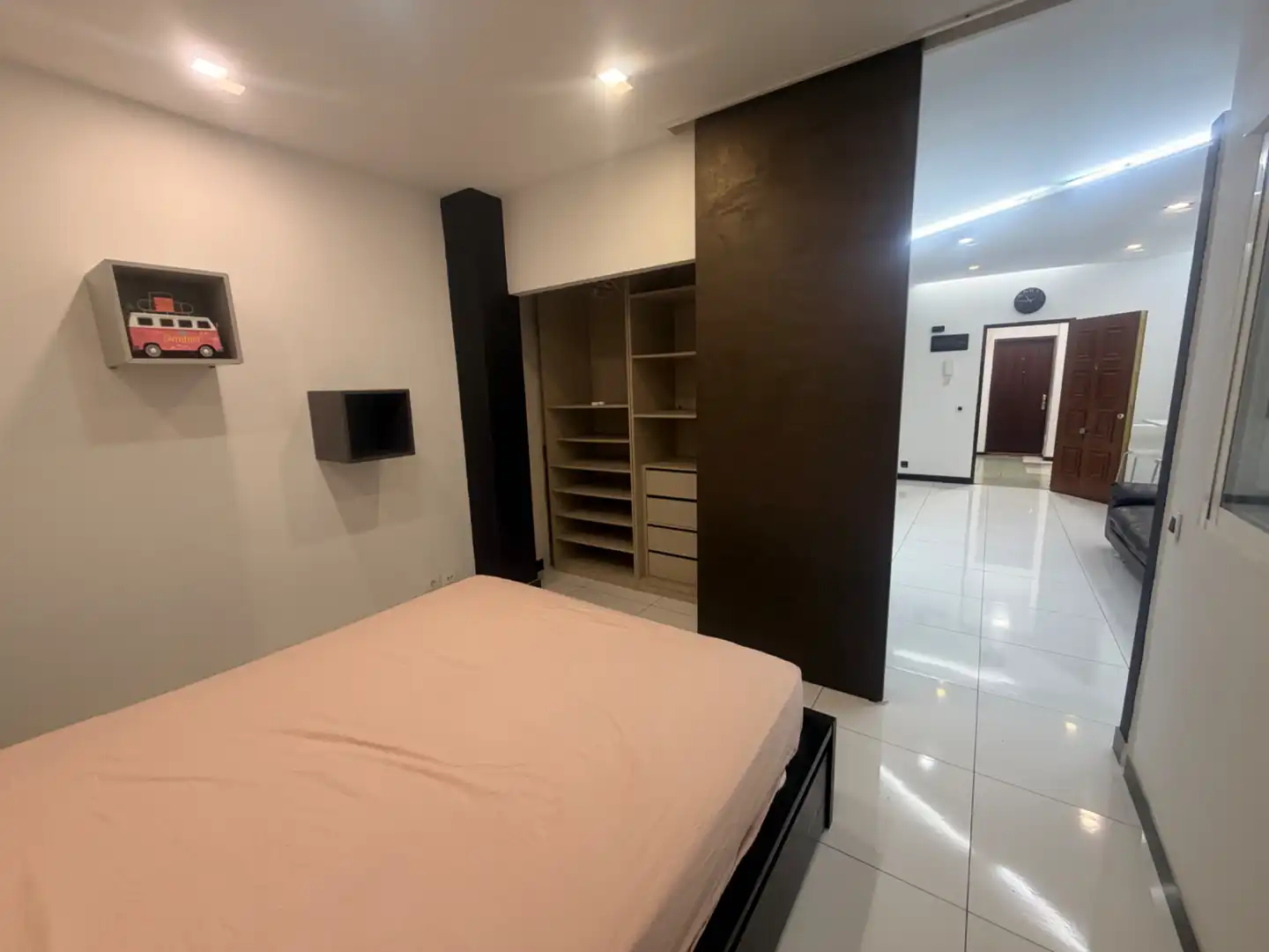 Dormitori de Apartament en venda en Las Palmas de Gran Canaria amb Moblat
