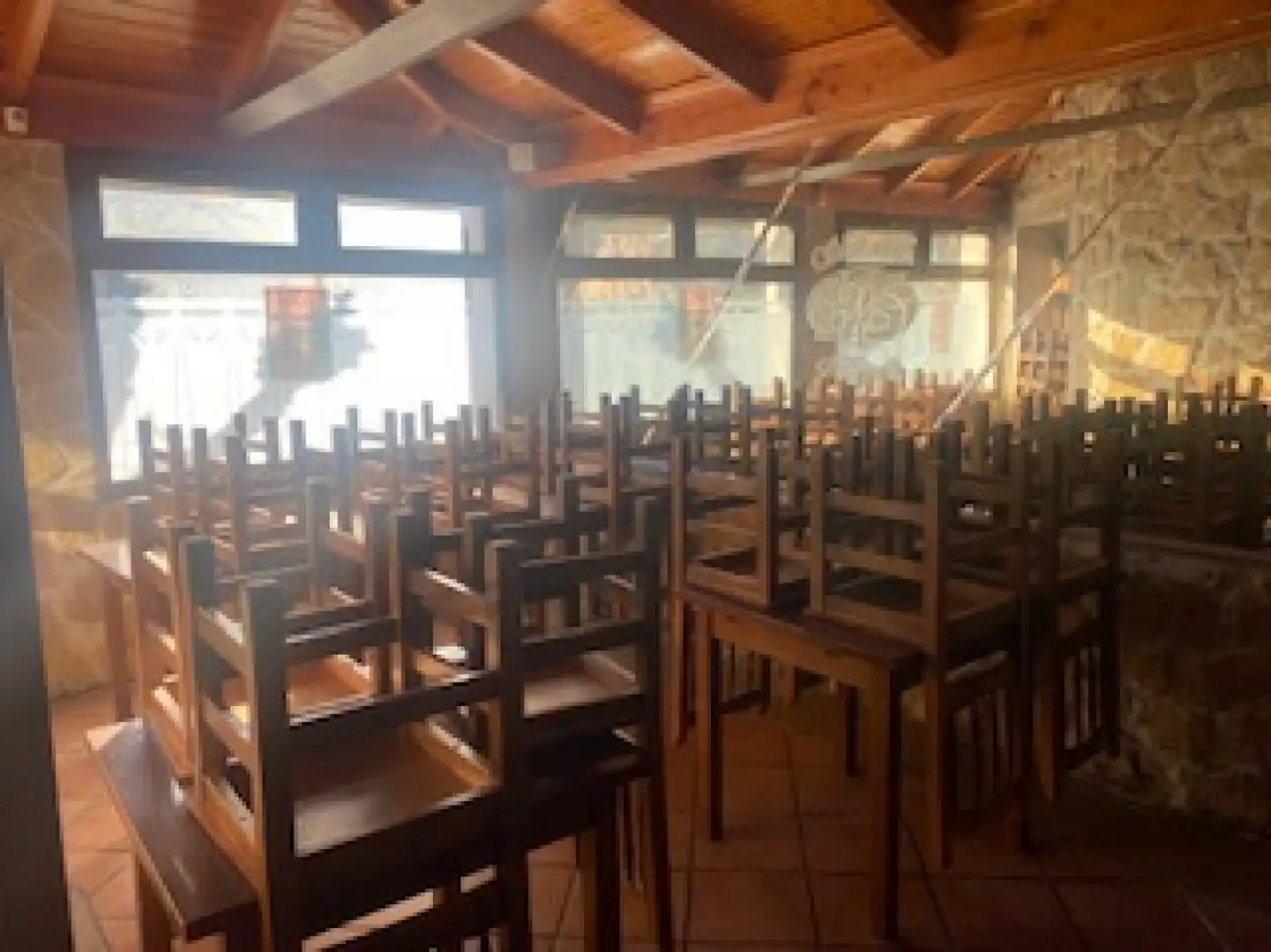 Locale commerciale in vendita a San Martín del Rey Aurelio, imagen 7