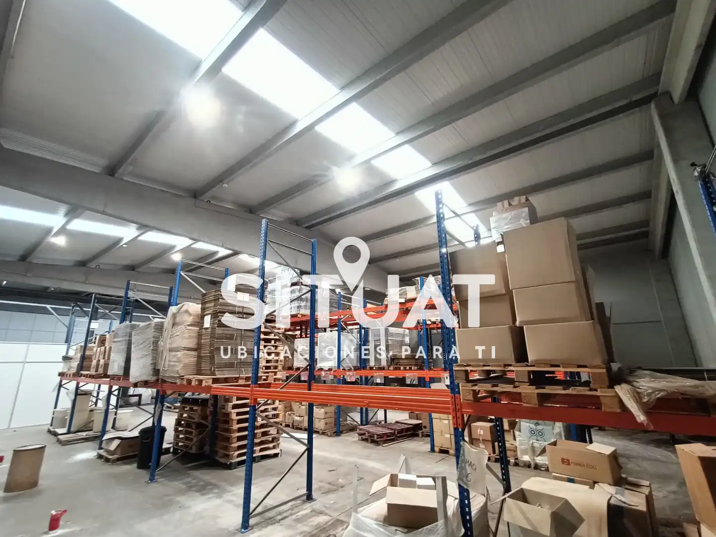 Nave industrial en venta en Pallejà con Calefacción y Alarma
