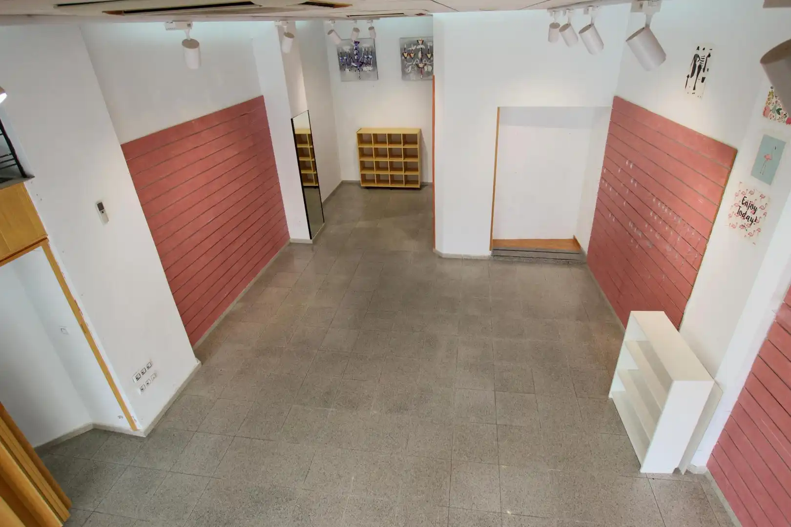 Geschaftsraum zur Miete in Montijo