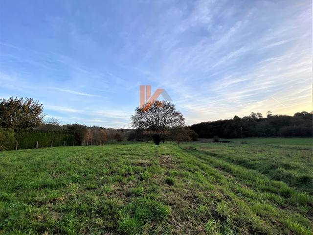 Terreno residencial en Venta en Gunín, -1 en Parroquias de Santiago