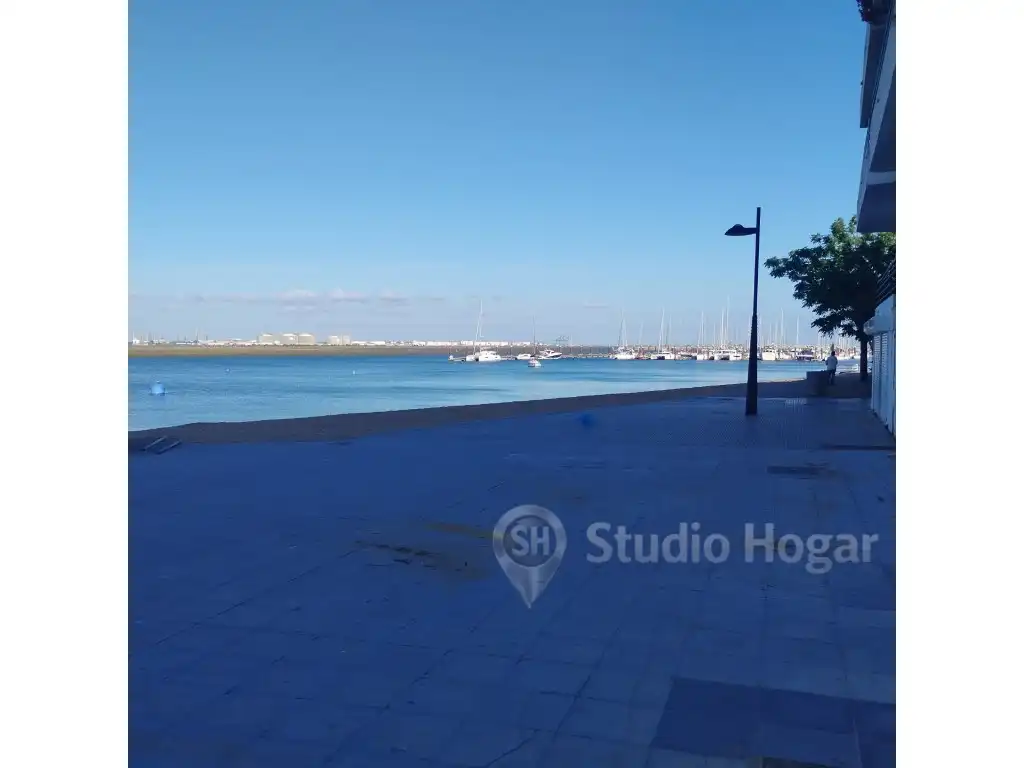 Vista exterior de Ático de alquiler en Punta Umbría