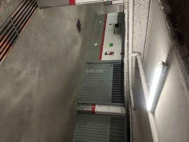 Individuel à vendre à Avinguda Catalunya 4