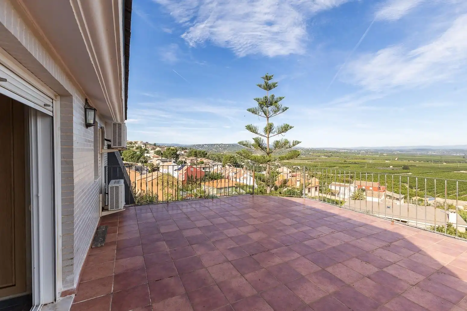 Terraza de Casa o chalet en venta en Chiva con Aire acondicionado, Terraza y Piscina