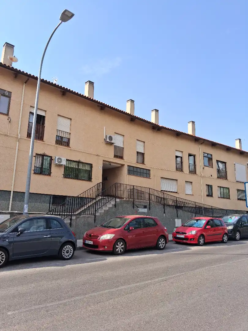 Vista exterior de Pis en venda en Algete