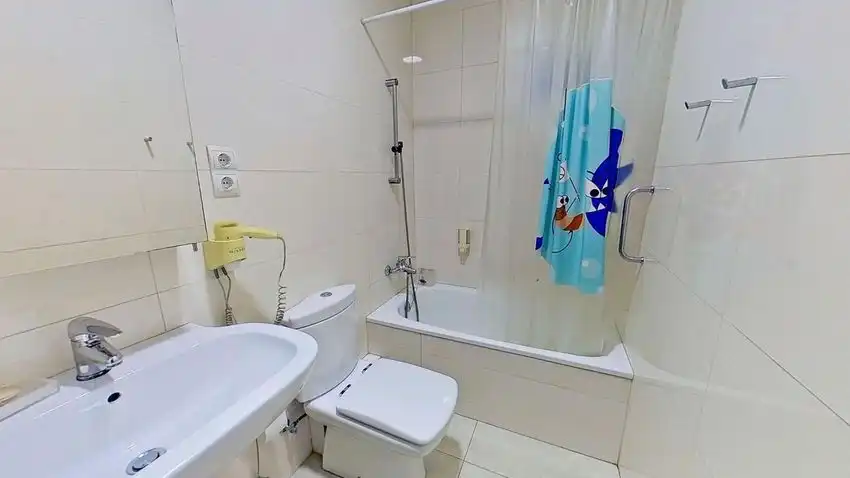 Bathroom of Flat for sale in Ciutat Vella 