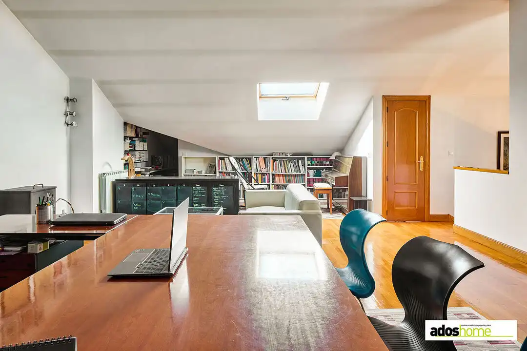 Sala de estar de Casa adosada en venta en Zarautz con Calefacción