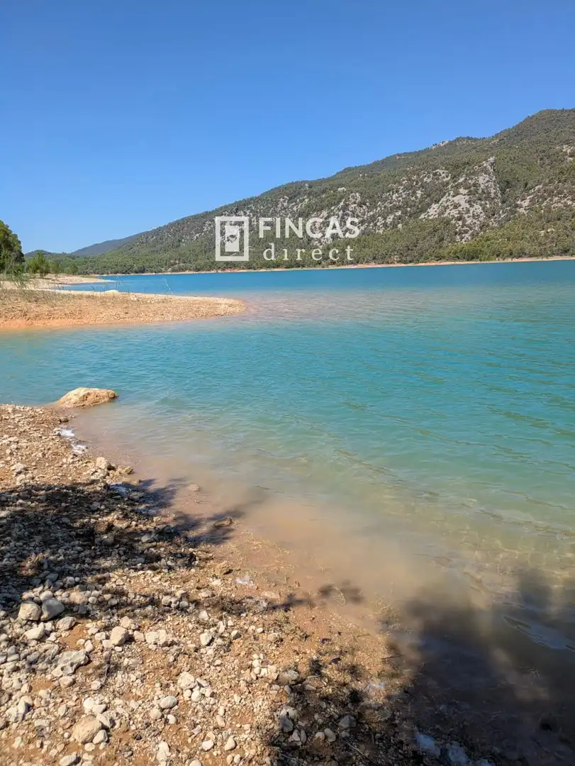 Country homes for sale in Cretas  with Air Conditioner