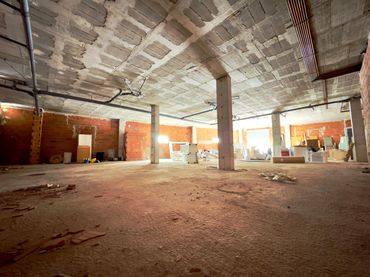 Gewerbefläche zum Verkauf in Avenida Juan Carlos I