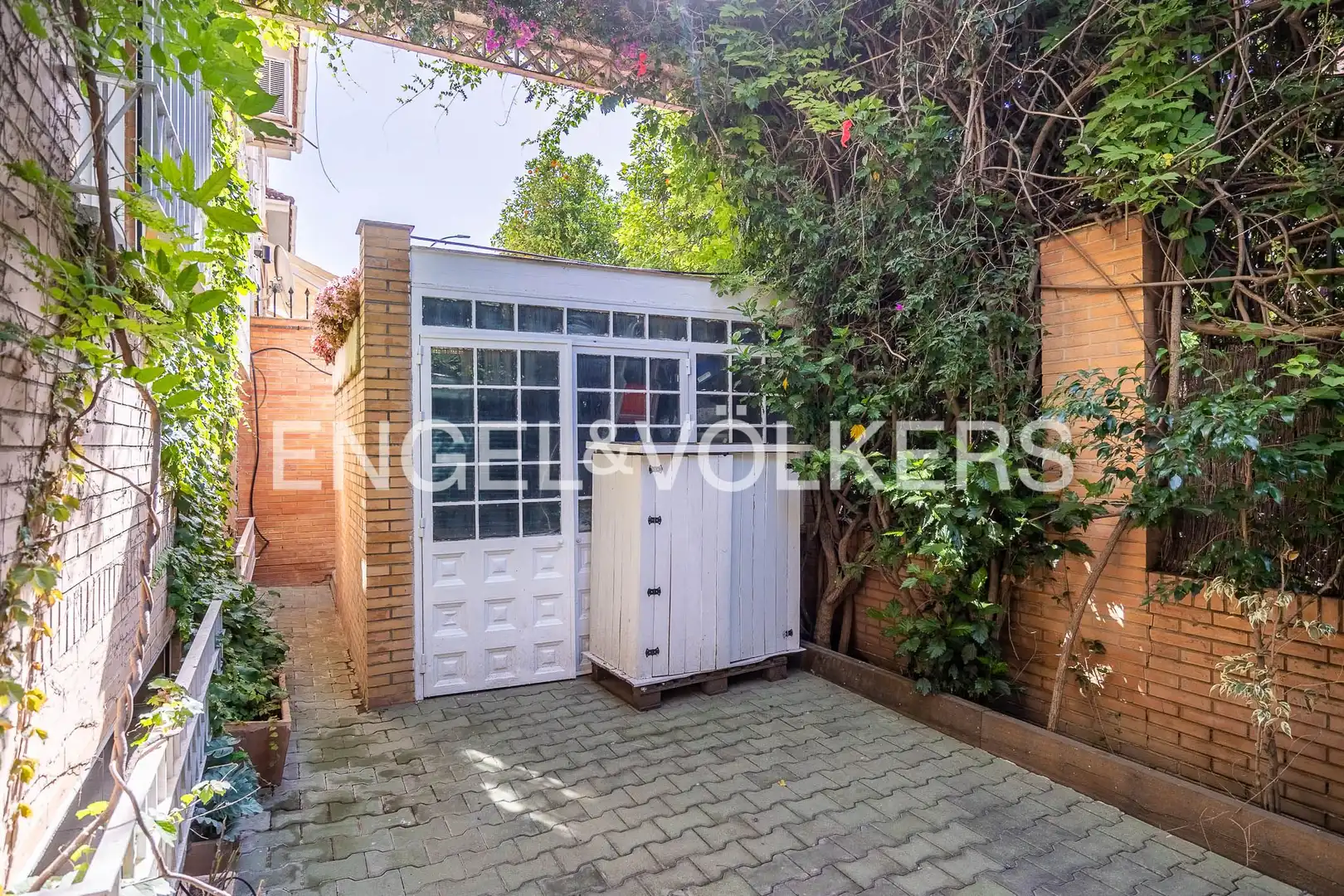 Terrace of Houses for sale in Sevilla  with Air Conditioner, Heating and Private garden