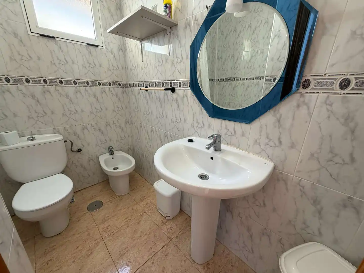 Baño de Apartamento en venta en Orihuela con Piscina y Amueblado