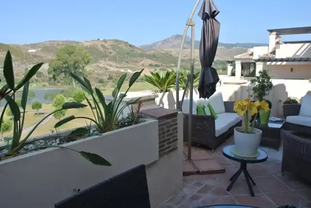 Apartamento con piscina en venta en Benahavís pueblo, imagen 15