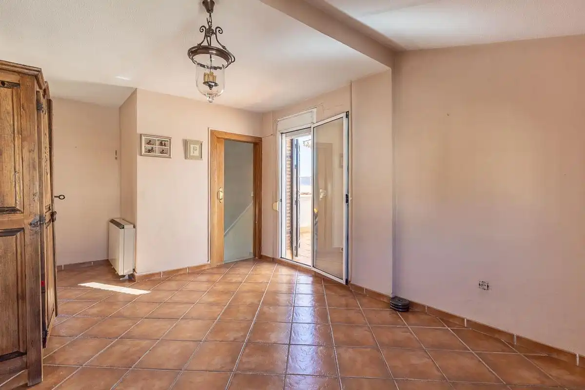 Casa adosada en venta en Genil