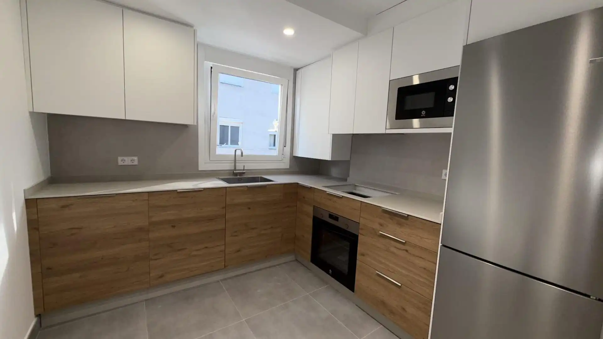 Piso con terraza en venta en Avenida BUENOS AIRES, imagen 4