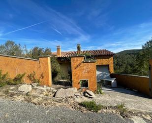 Vista exterior de Casa o xalet en venda en El Montmell amb Terrassa i Balcó