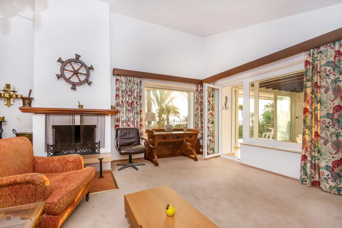 Sala d'estar de Casa o xalet en venda en Marbella amb Piscina