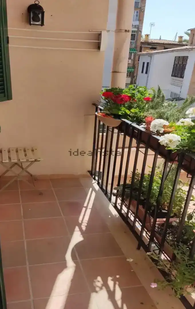 Terraza de Casa adosada en venta en Ponent