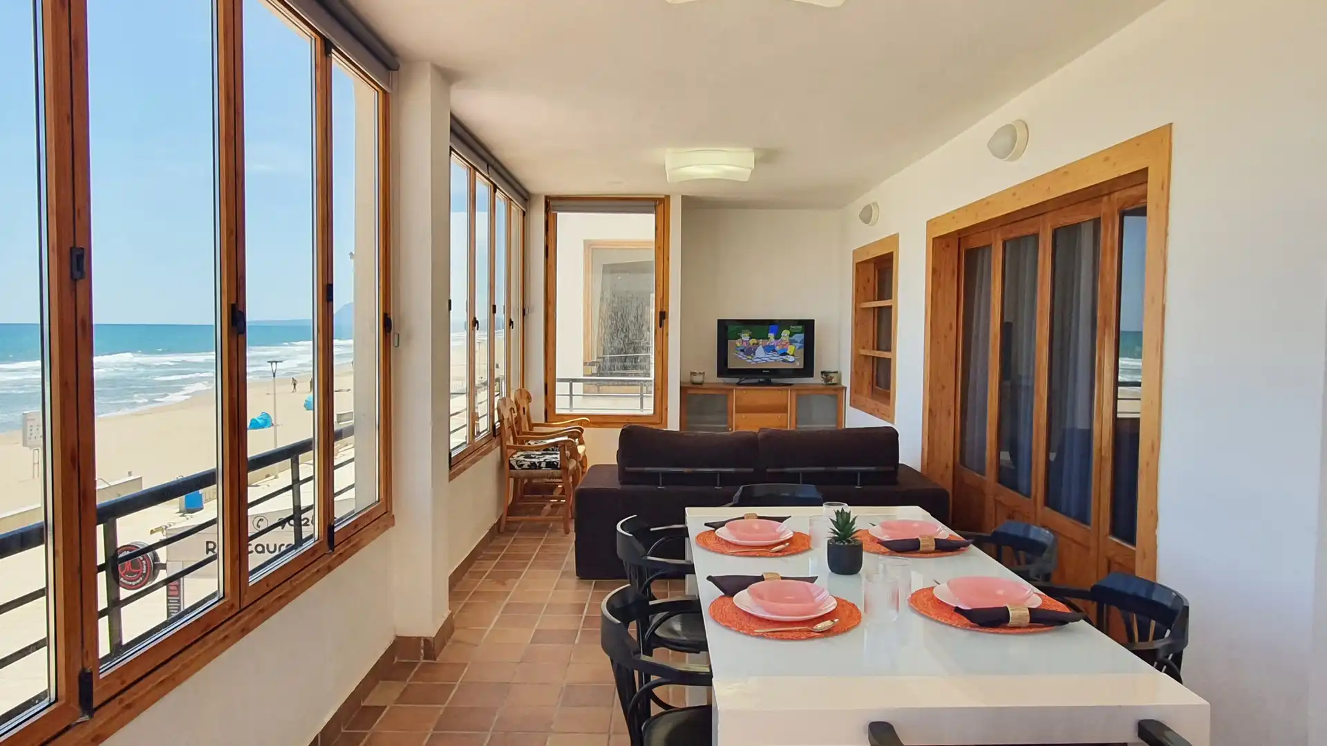 Sala de estar de Apartamento de alquiler en Miramar con Aire acondicionado, Terraza y Amueblado
