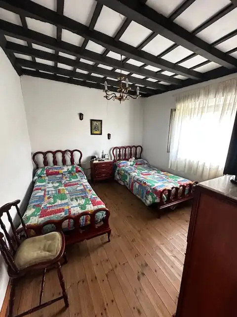 Habitación de Casa adosada en venta en Cudillero con Calefacción, Jardín privado y Terraza