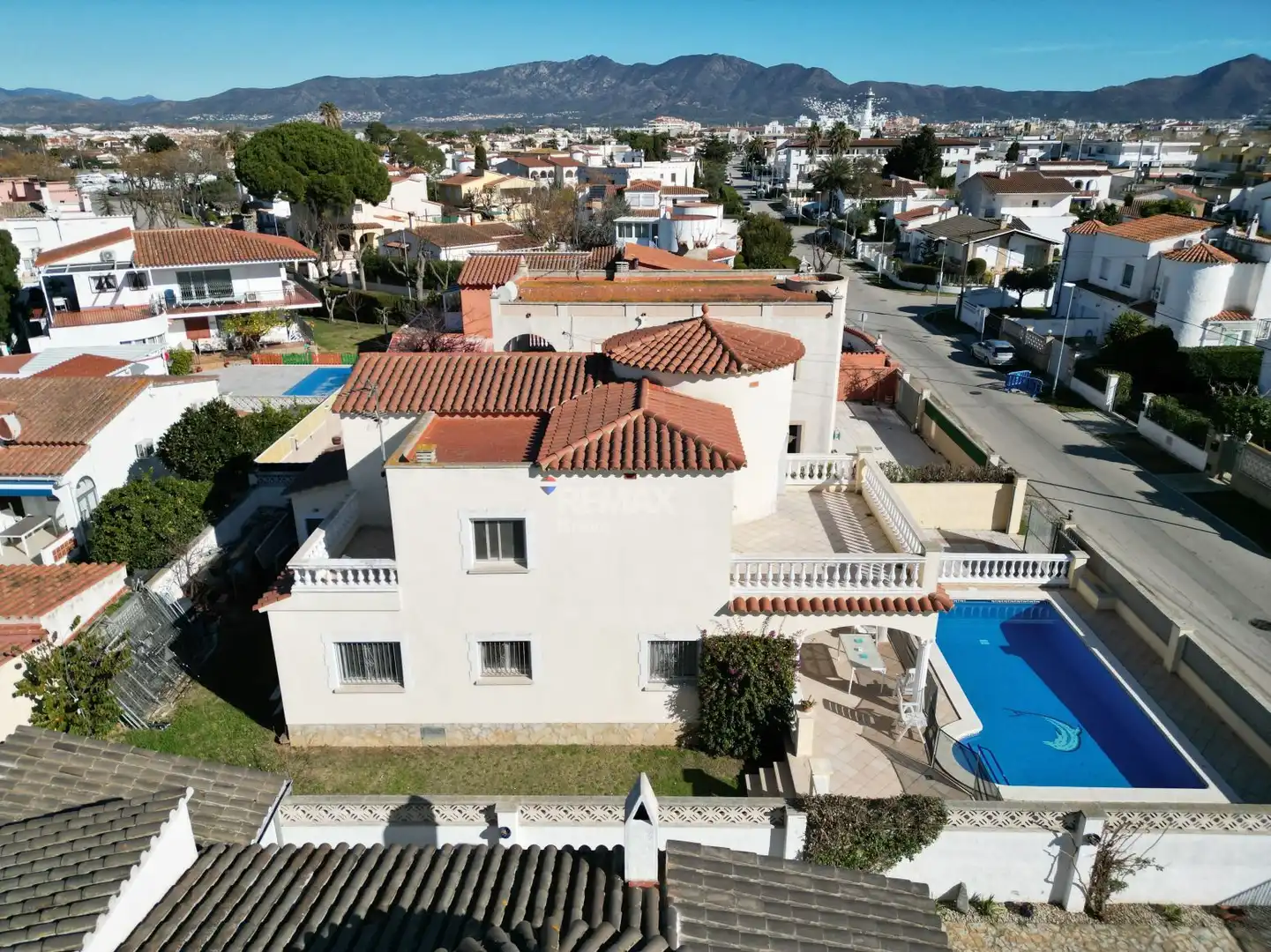Vista exterior de Casa o chalet en venta en Empuriabrava con Calefacción, Jardín privado y Terraza