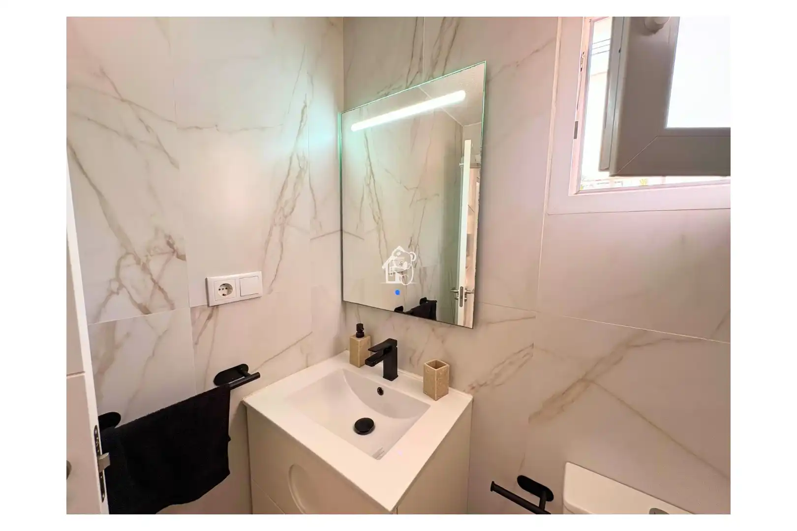 Baño de Planta baja en venta en Torrevieja con Aire acondicionado, Jardín privado y Terraza