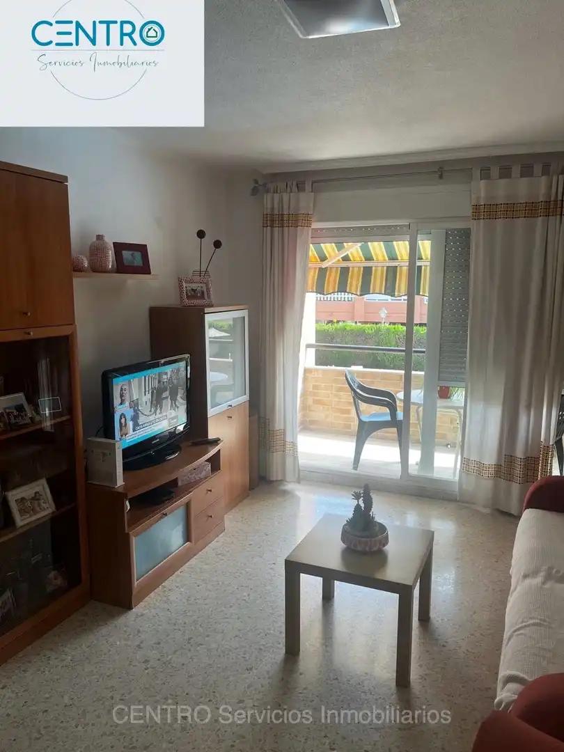 Wohnzimmer von Wohnungen zum Verkauf in Algeciras mit Terrasse, Möbliert und Gemeinschaftspool