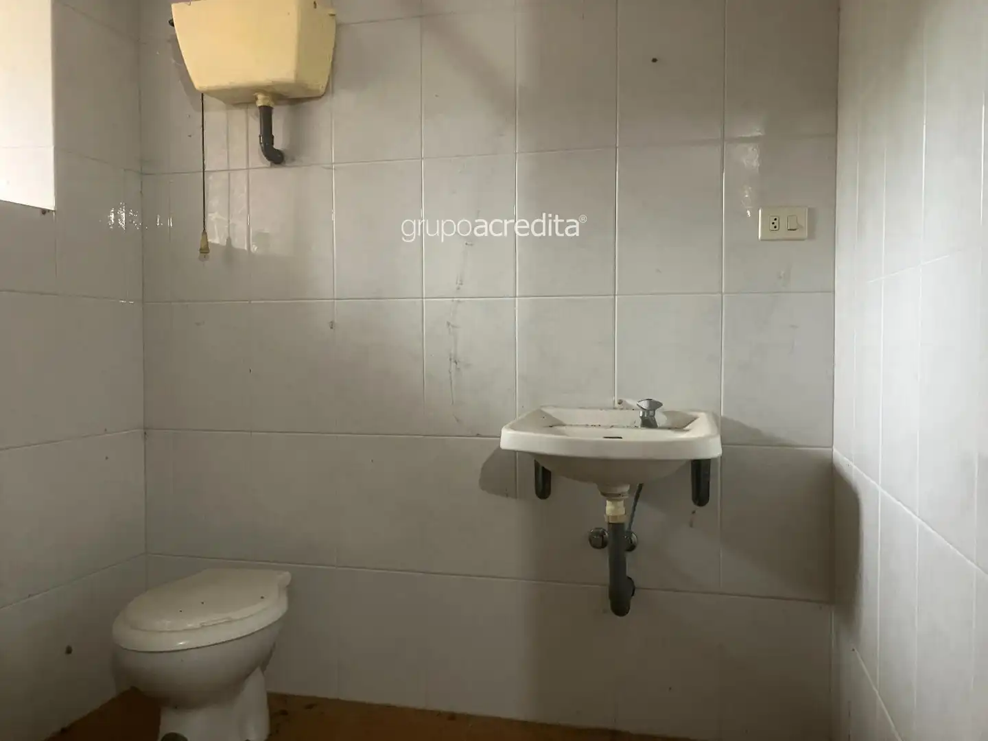 Bany de Casa o xalet en venda en Abegondo amb Calefacció i Terrassa