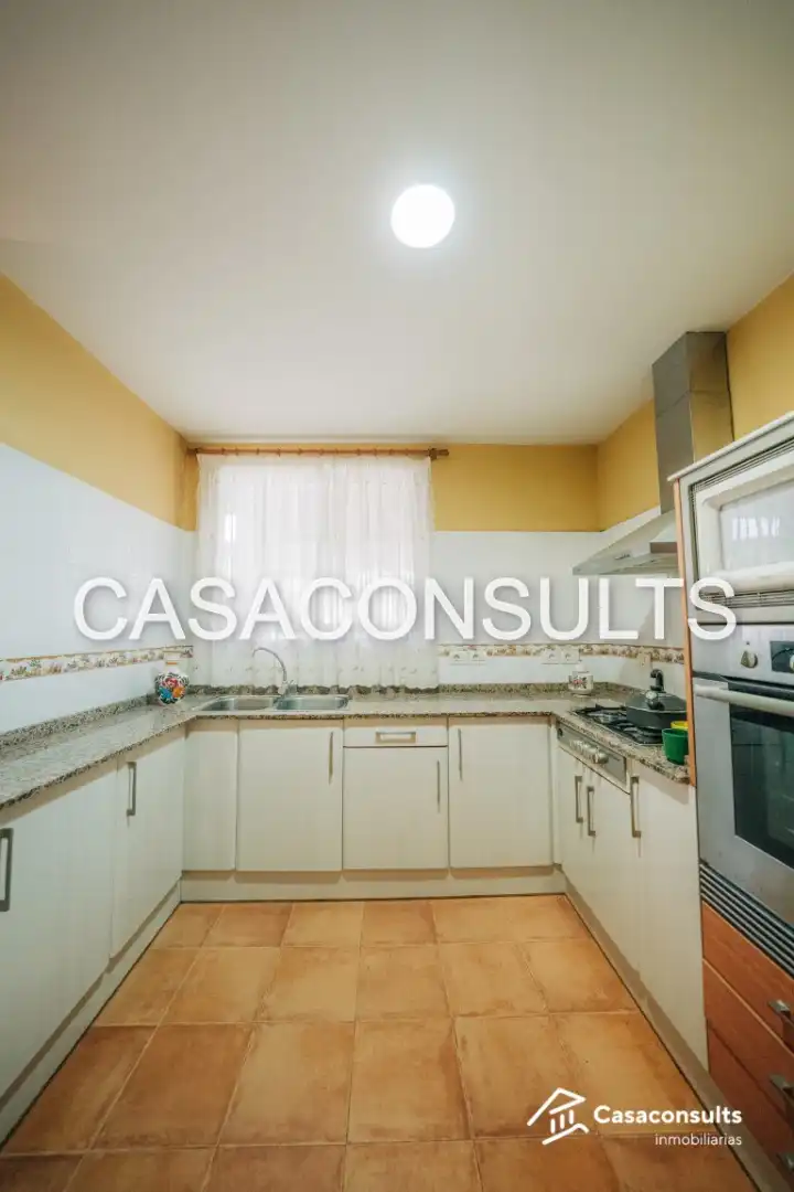 Cocina de Planta baja en venta en Cabanes con Terraza y Amueblado