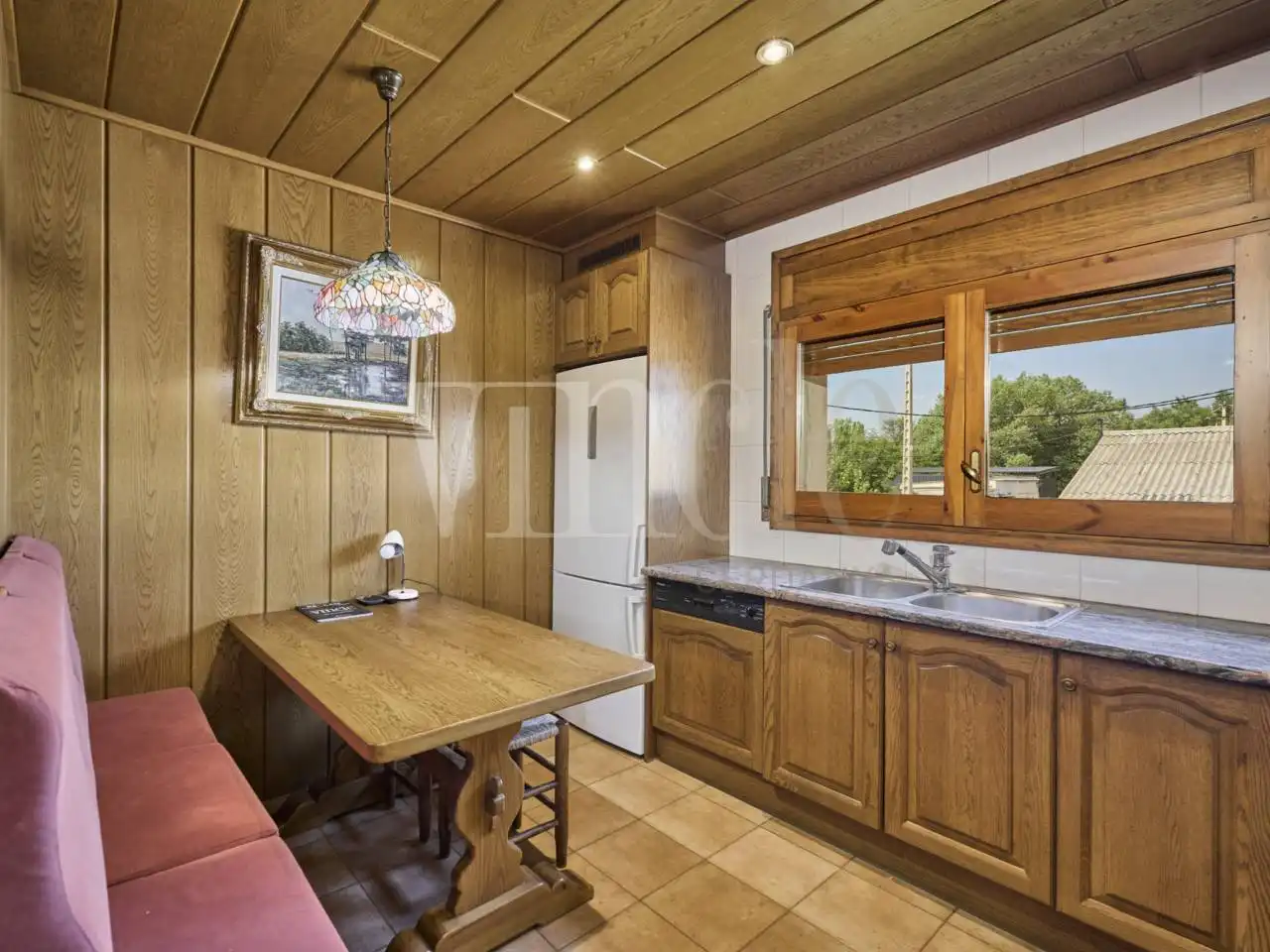 Cuina de Casa o xalet en venda en Puigcerdà amb Calefacció, Jardí privat i Parquet
