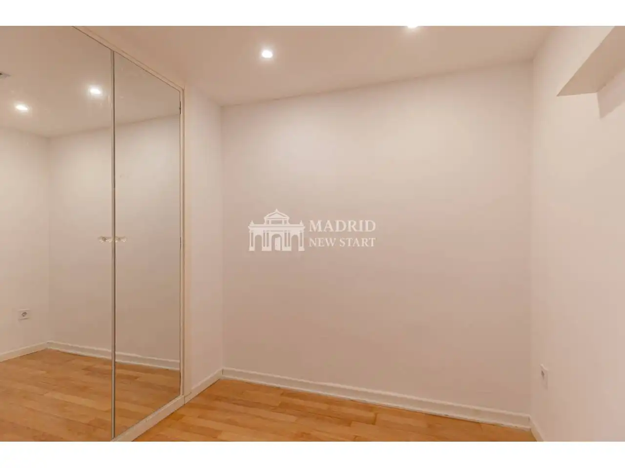 Flat with terrace to rent in Calle Fortuny, imagen 17