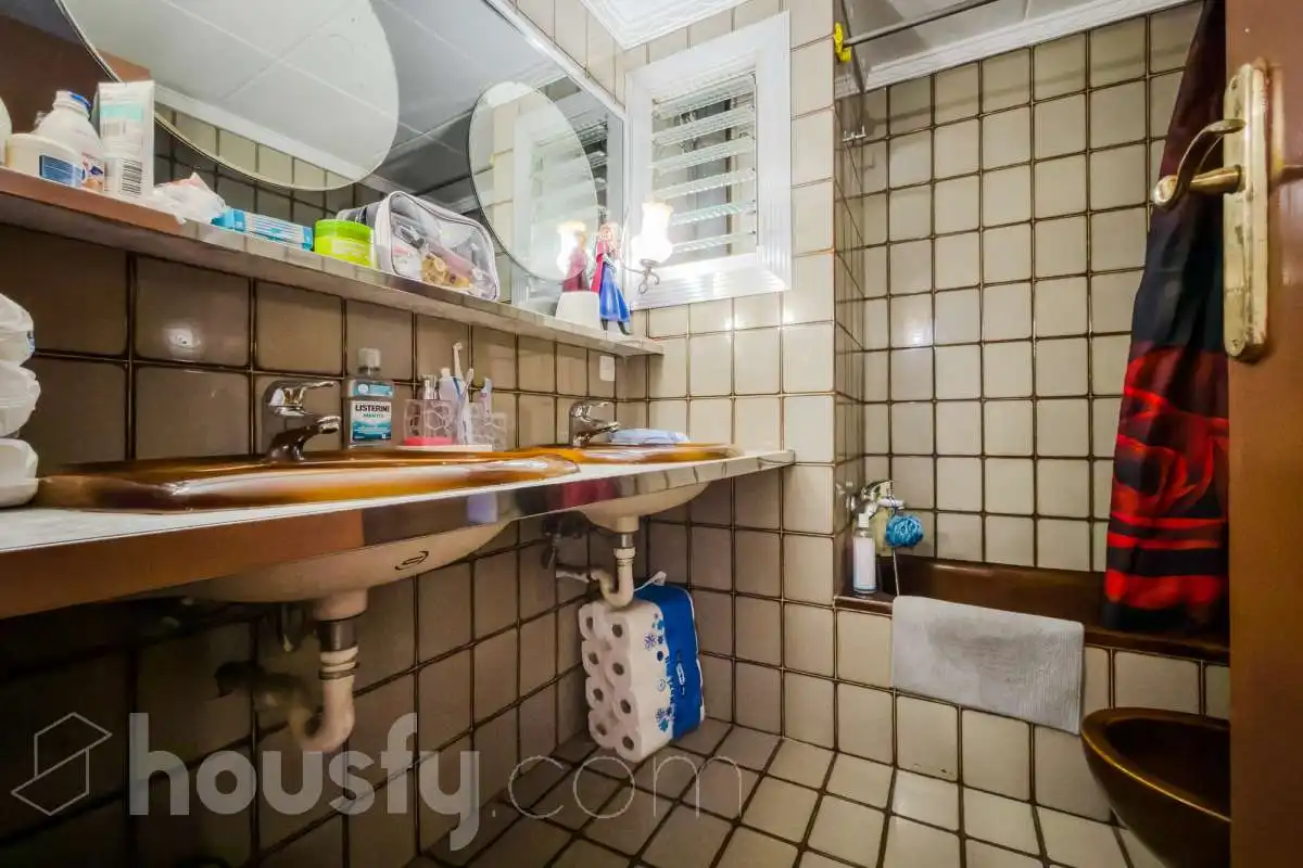 Badezimmer von Wohnung zum Verkauf in Barcelona