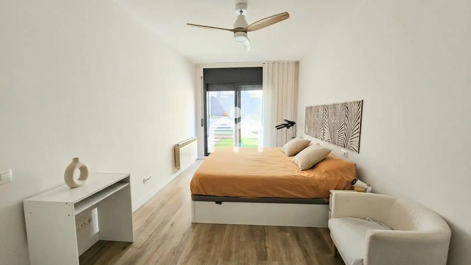 Habitación de Piso en venta en Badalona con Aire acondicionado, Calefacción y Parquet