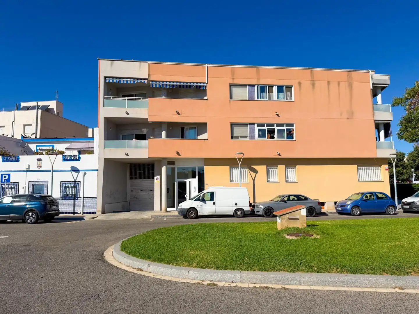Außenansicht von Wohnung zum Verkauf in Vila-seca mit Parkett