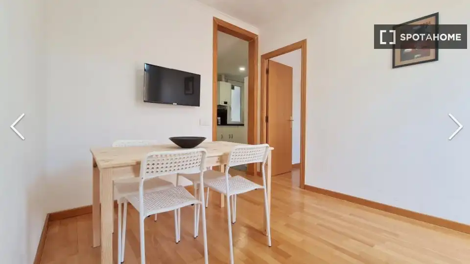 Piso con terraza en alquiler en Gràcia
