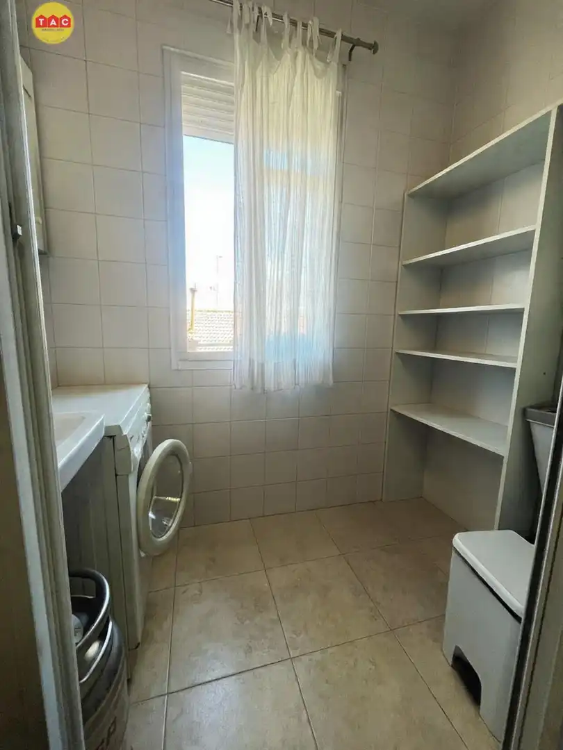 Bathroom of Flat for sale in Lepe  with Air Conditioner, Storage room and Balcony