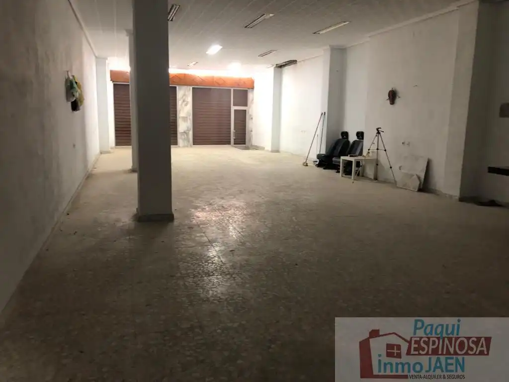 Local comercial de lloguer a Torredonjimeno, imagen 2