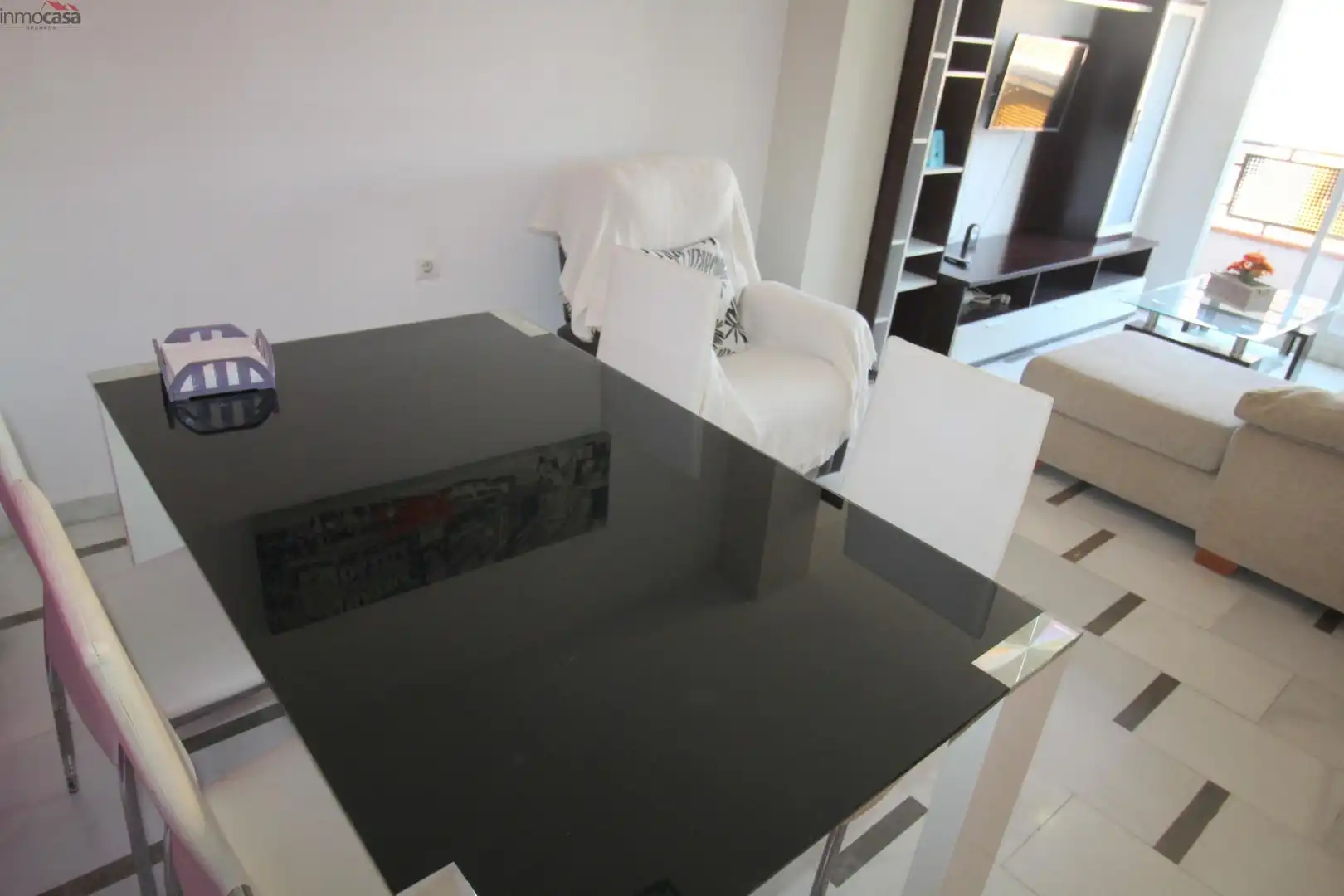 Comedor de Piso de alquiler en Armilla con Aire acondicionado, Jardín privado y Amueblado