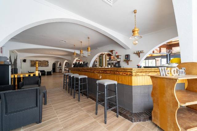 Local comercial en Alquiler en Port d'Alcúdia - Platja d'Alcúdia