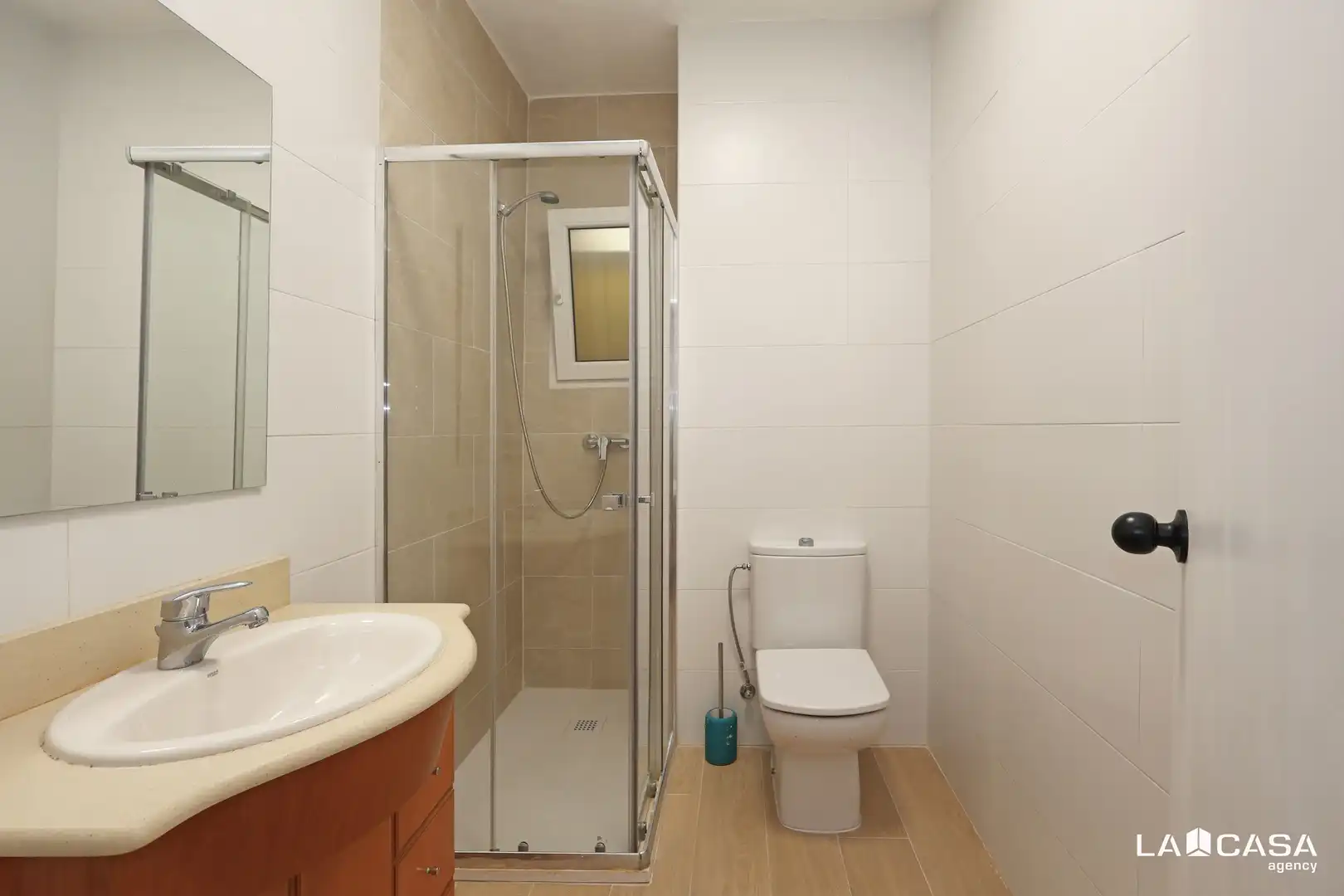 Baño de Piso en venta en Barcelona con Balcón