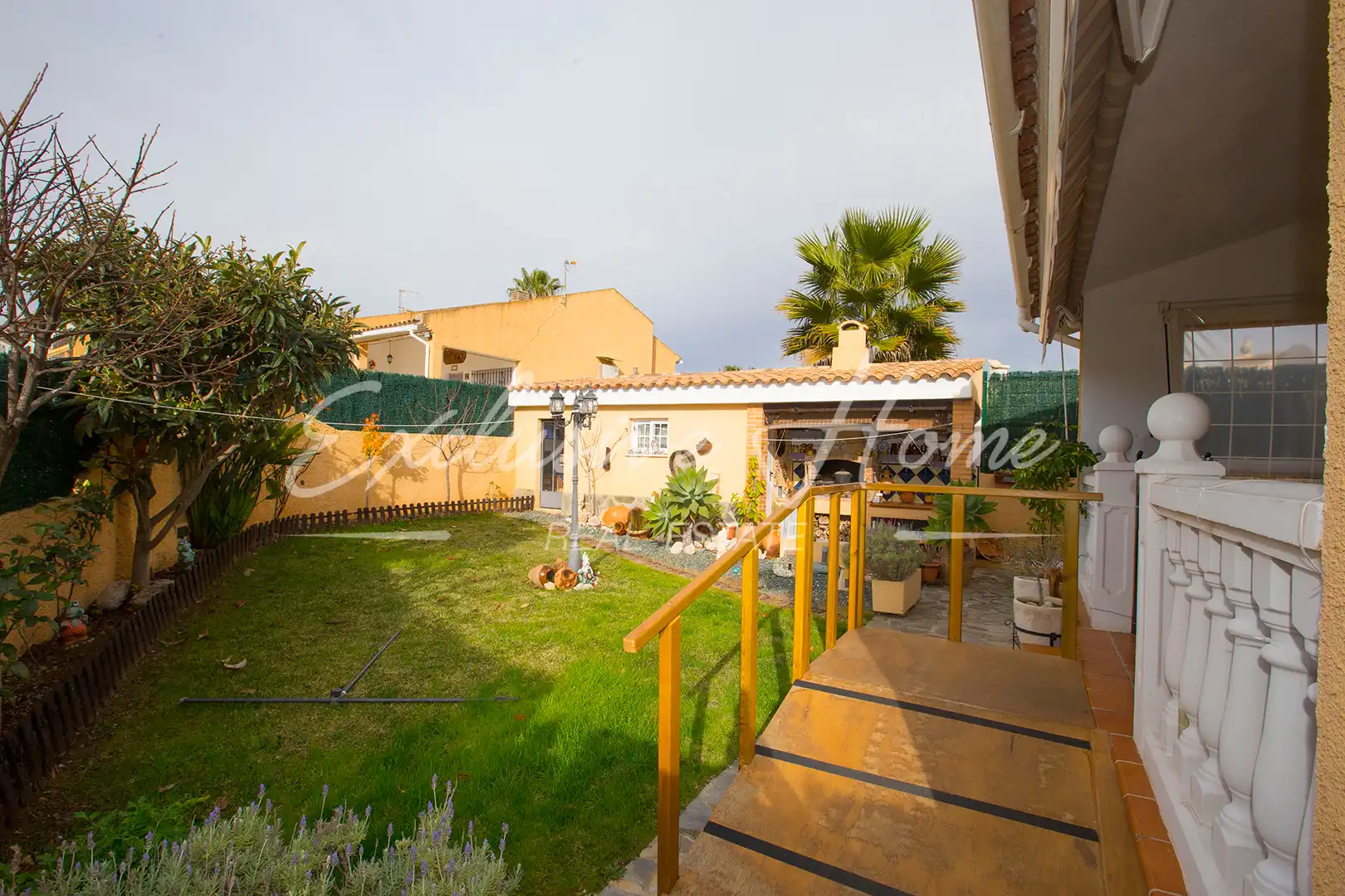 Außenansicht von Haus oder Chalet zum Verkauf in Peñíscola / Peníscola mit Klimaanlage, Heizung und Privatgarten